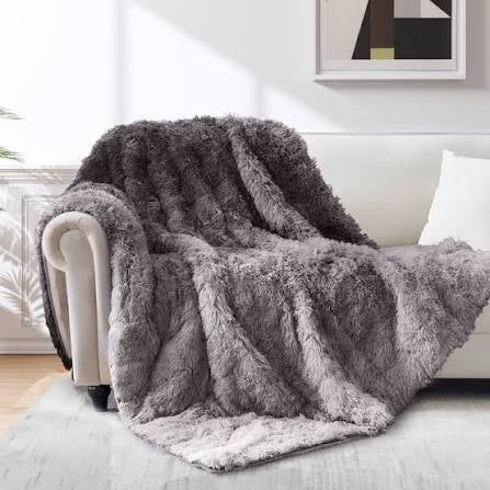 Lightweight weighted blanket for sleep and relaxation – product image 3